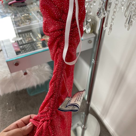 BEAUTIFUL SHIMMERY DRESS - Picture 4 of 7